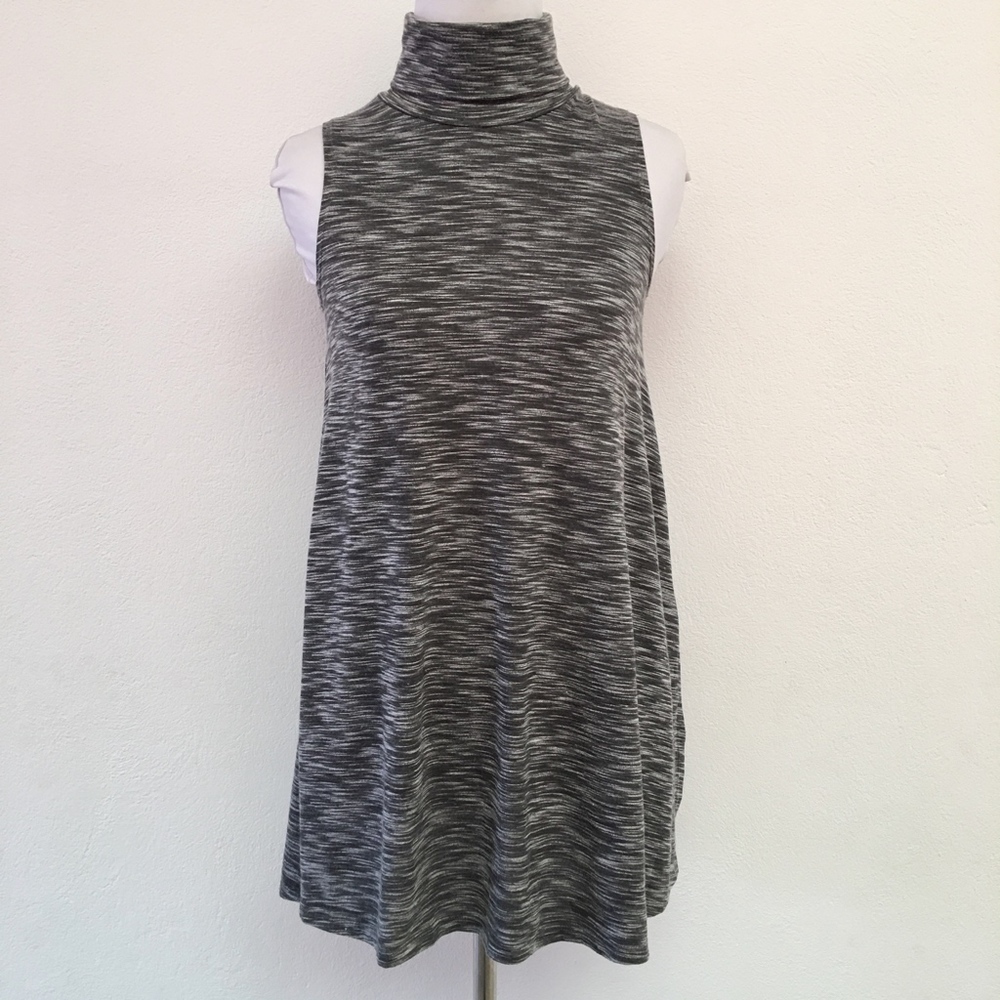 Anthropologie Postmark Sleeveless Turtleneck Top